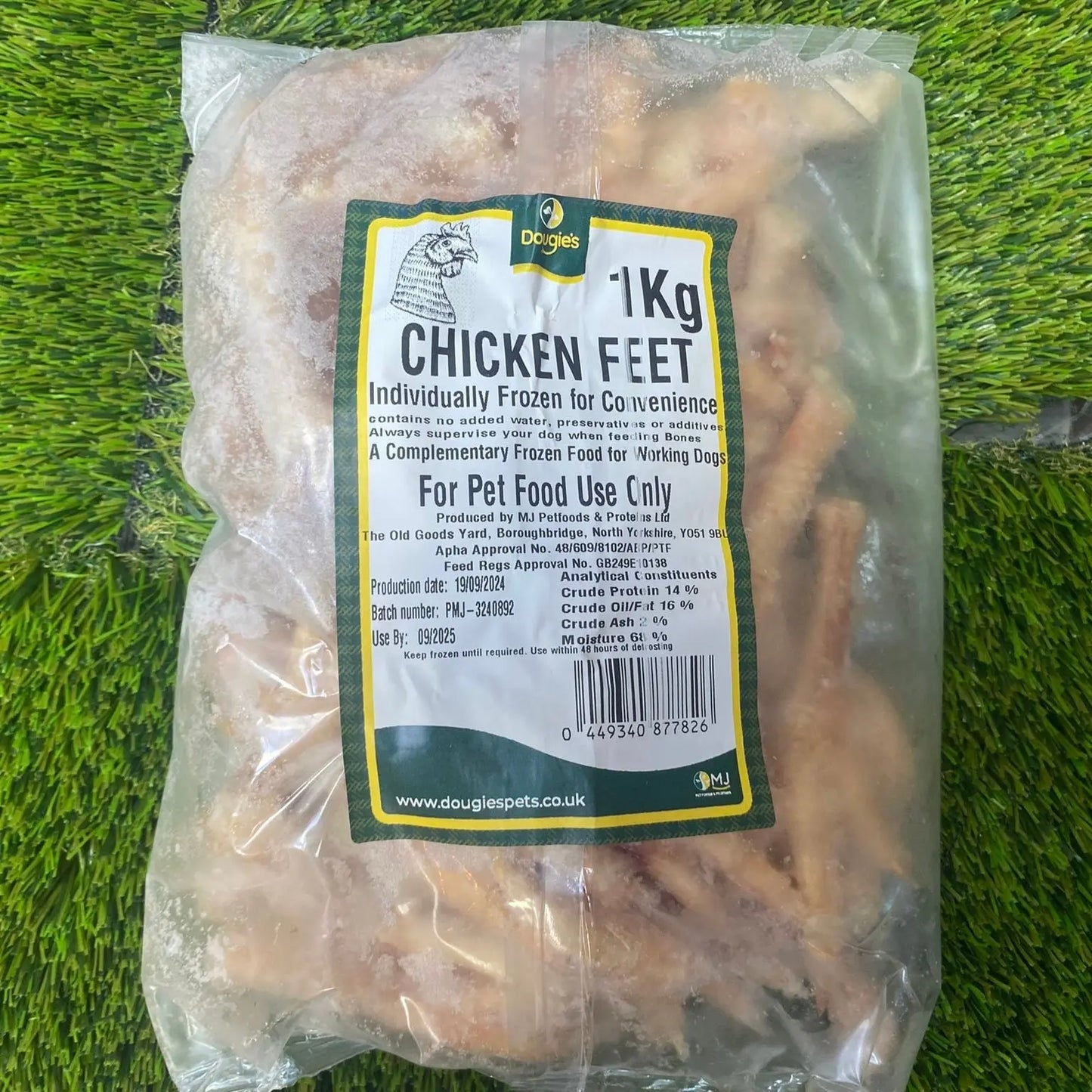 Chicken feet for dogs