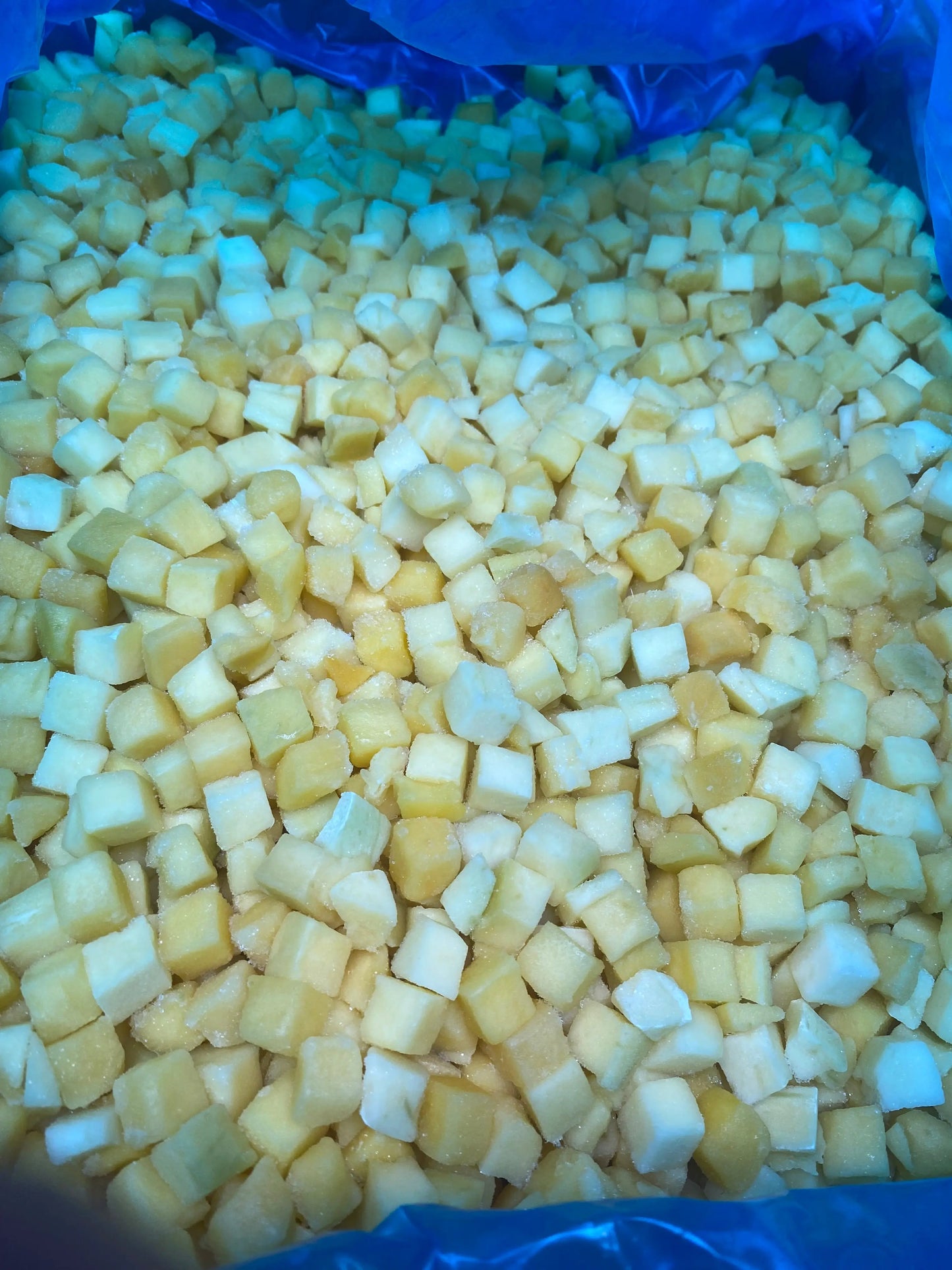 Frozen mango cubes 250 grams UTA K9